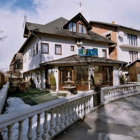 Ada S Hotel Bihać エクステリア 写真