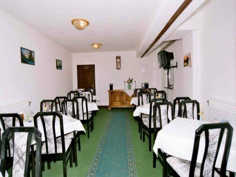 Ada S Hotel Bihać レストラン 写真